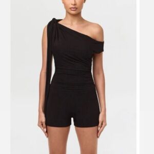 Naked wardrobe One-Shoulder Black Romper.